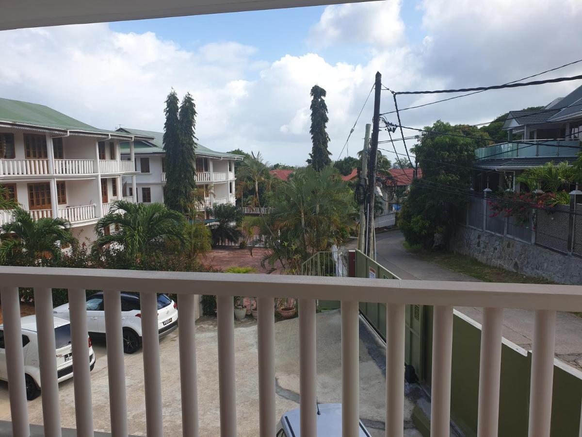 La Maison Hibiscus Self Catering Accommodation Beau Vallon  Exteriör bild