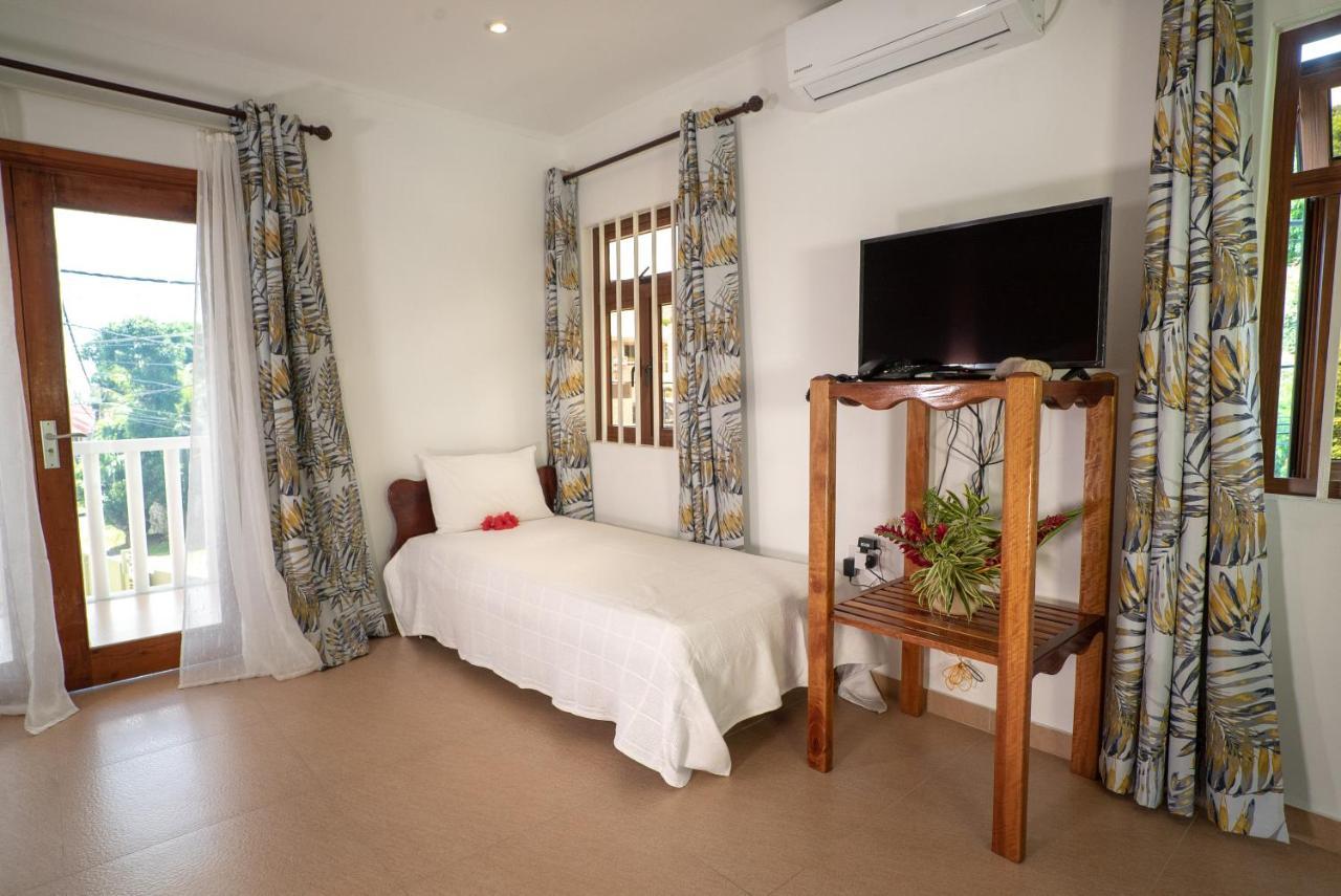 La Maison Hibiscus Self Catering Accommodation Beau Vallon  Exteriör bild