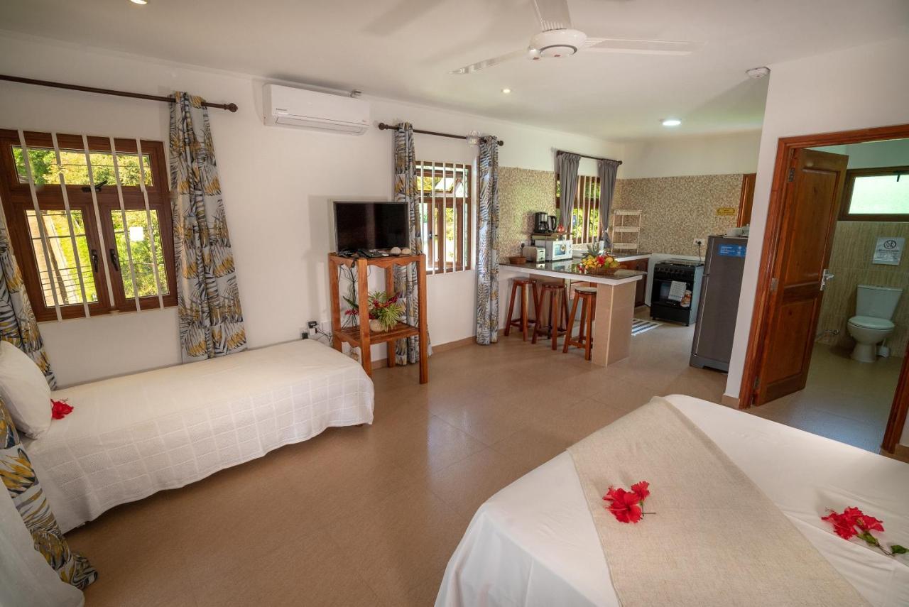 La Maison Hibiscus Self Catering Accommodation Beau Vallon  Exteriör bild