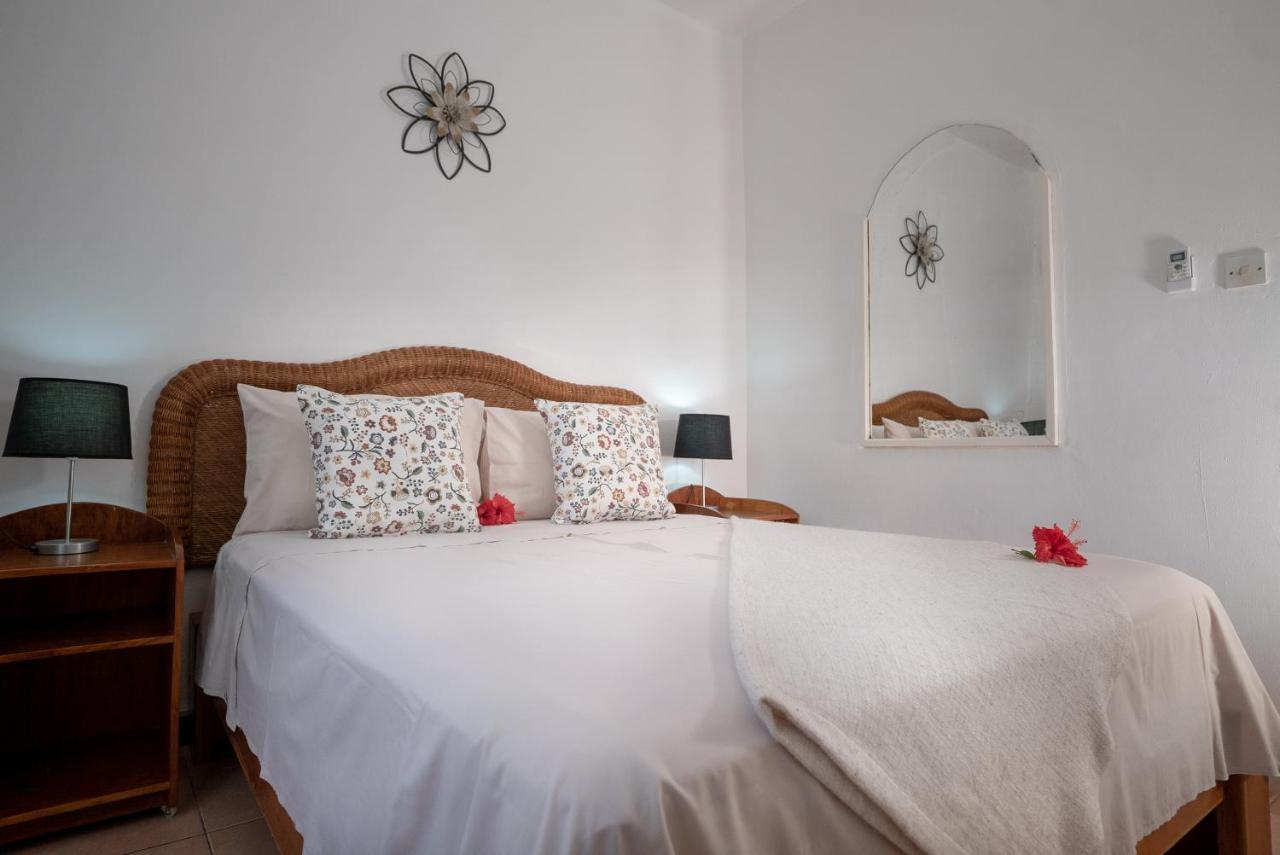 La Maison Hibiscus Self Catering Accommodation Beau Vallon  Exteriör bild