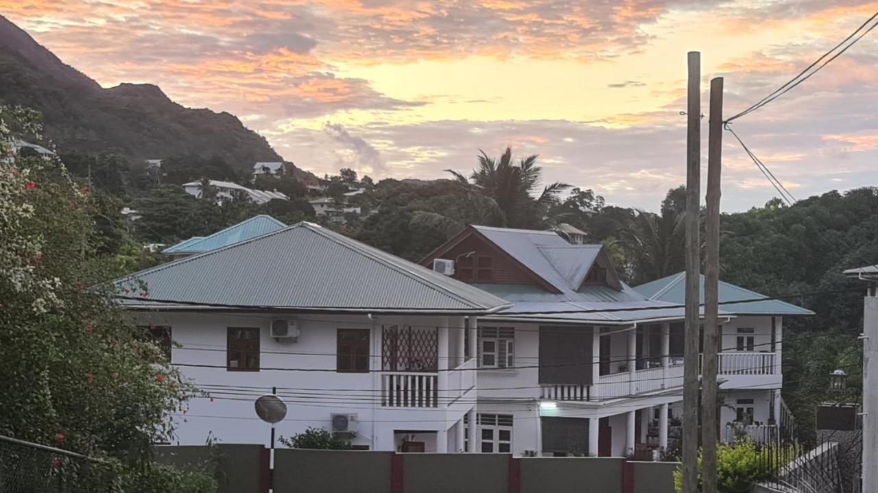 La Maison Hibiscus Self Catering Accommodation Beau Vallon  Exteriör bild