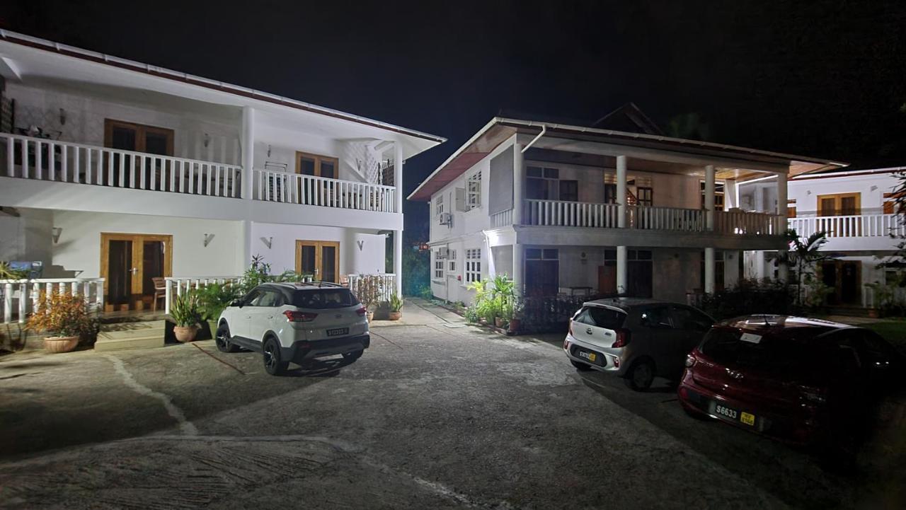 La Maison Hibiscus Self Catering Accommodation Beau Vallon  Exteriör bild