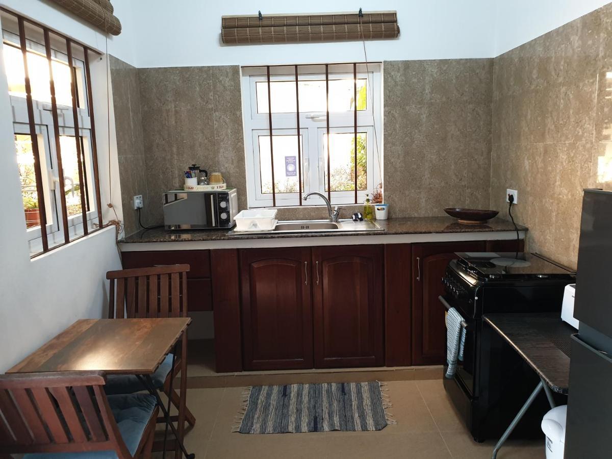 La Maison Hibiscus Self Catering Accommodation Beau Vallon  Exteriör bild