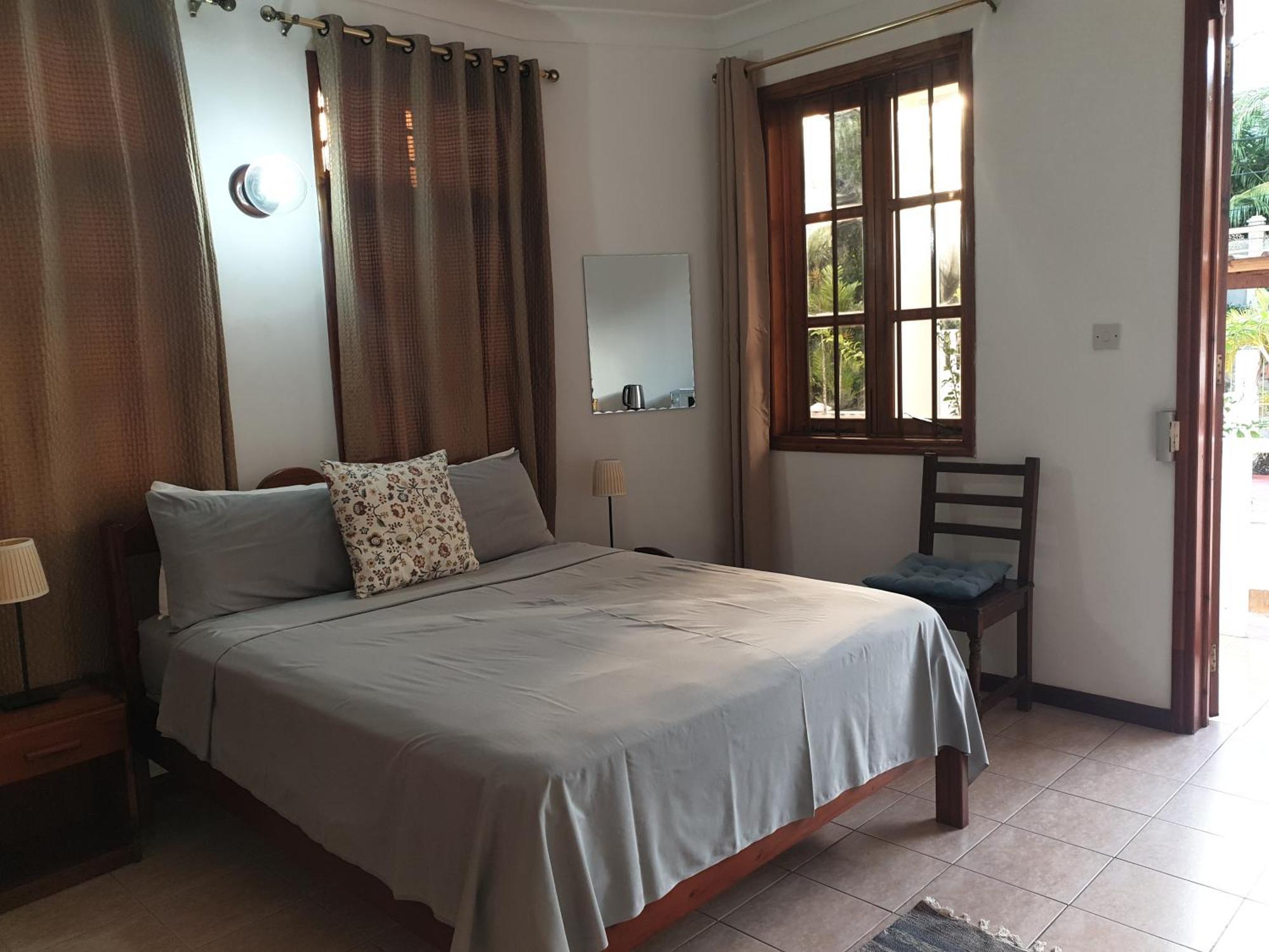 La Maison Hibiscus Self Catering Accommodation Beau Vallon  Exteriör bild